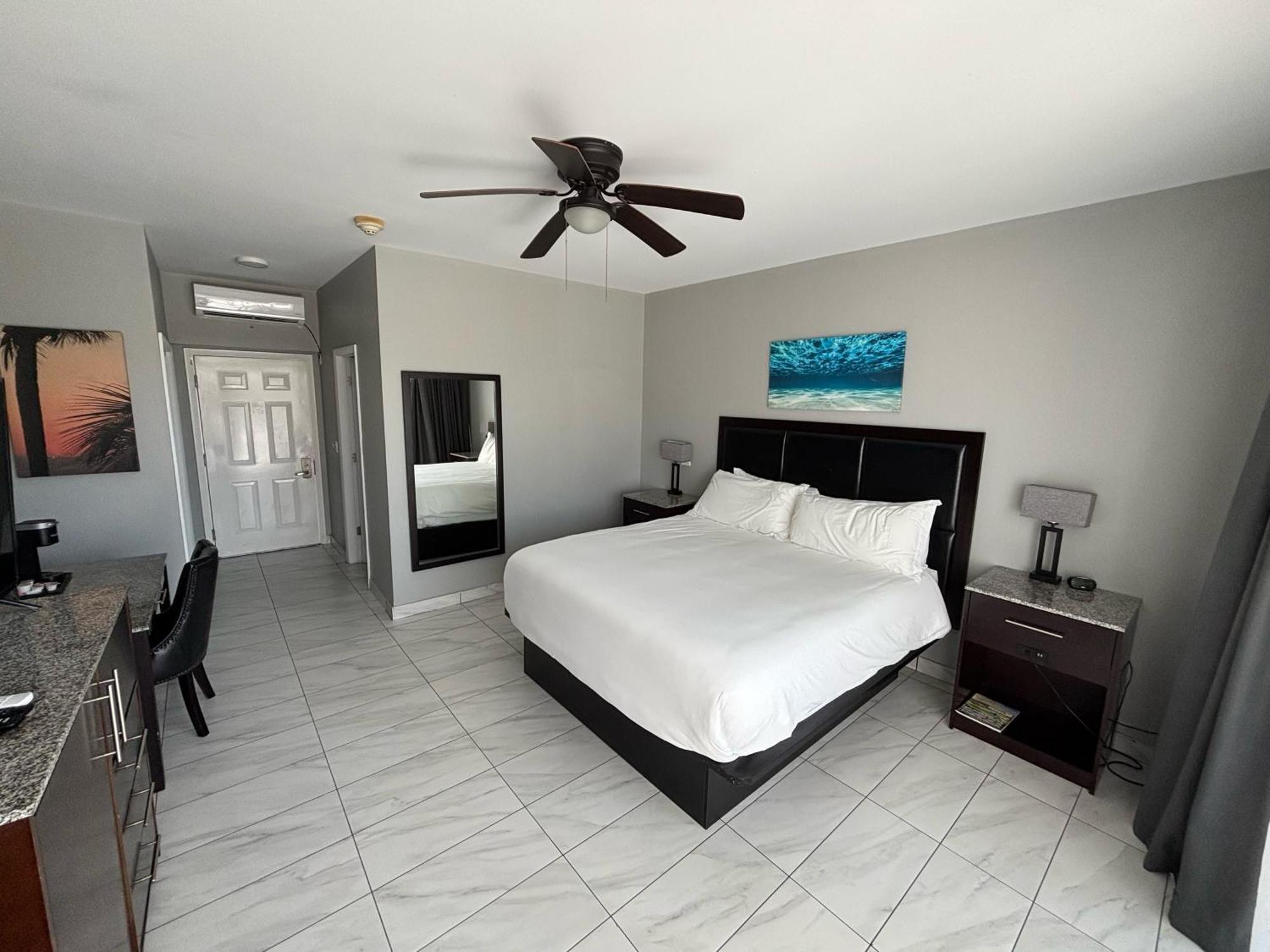 Grace Bay Suites 외부 사진