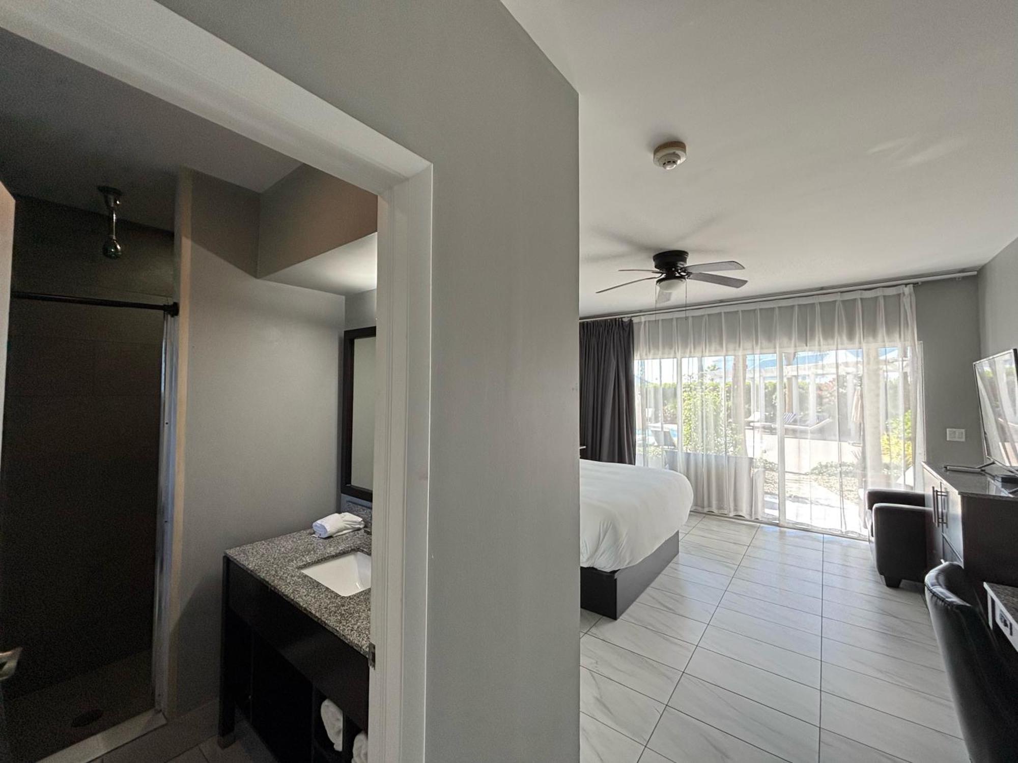 Grace Bay Suites 외부 사진