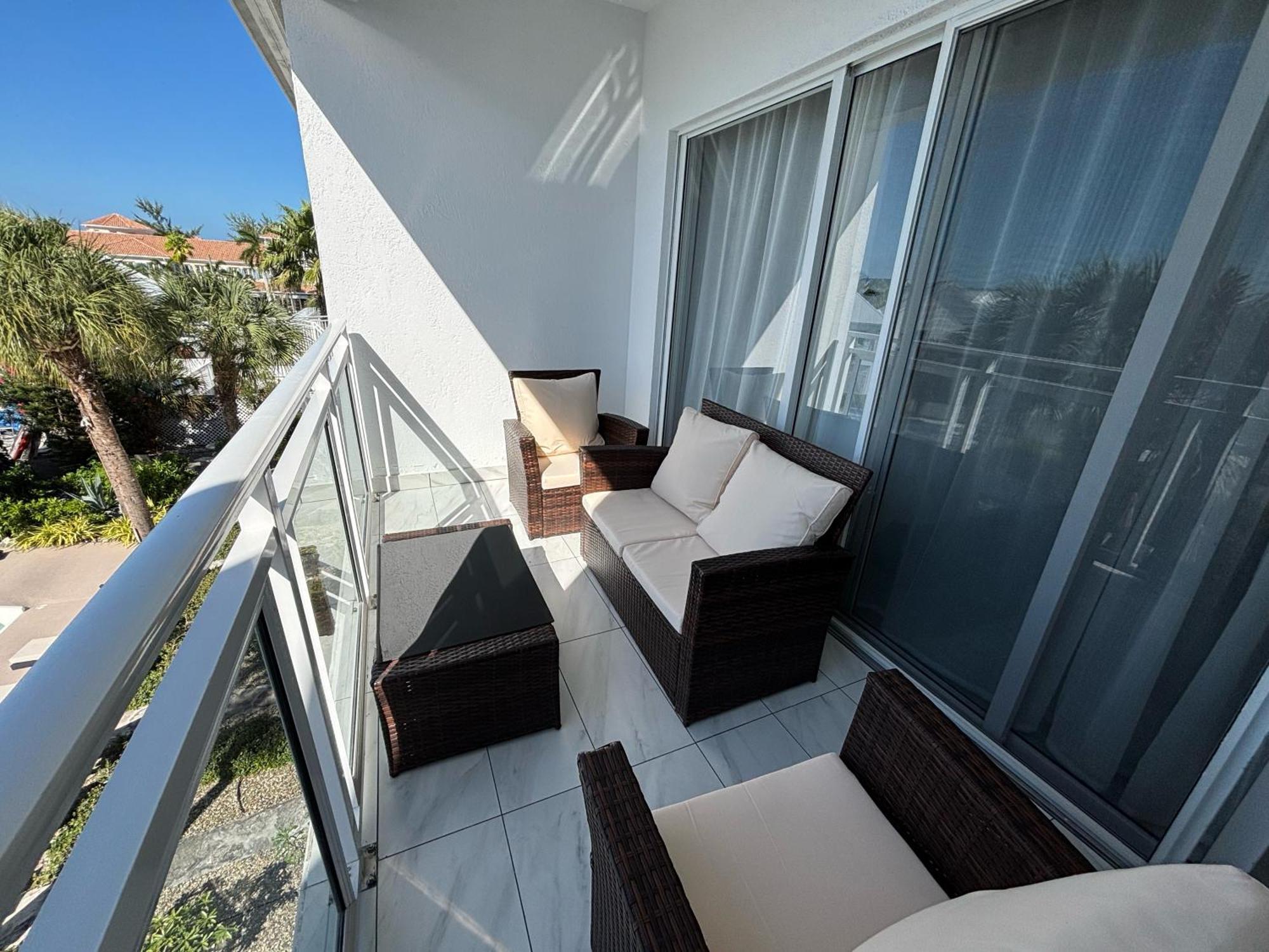 Grace Bay Suites 외부 사진